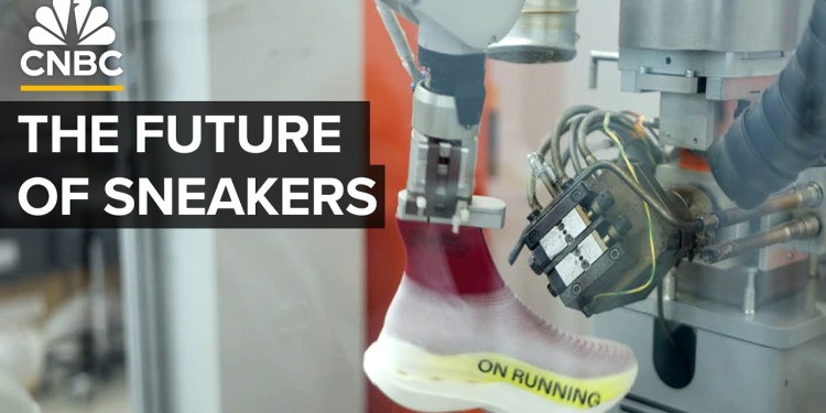 How On Makes Spray-On Sneakers In Minutes How On Makes Spray-On Sneakers In Minutes