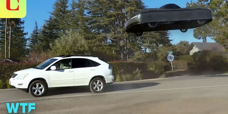 Flying Over a Stopped Car: Alef Flying Car Takes Off Flying Over a Stopped Car: Alef Flying Car Takes Off