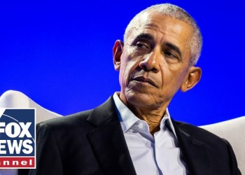 Obama swipes at Dems for ‘holier than thou’ anti-Trump messaging Obama swipes at Dems for ‘holier than thou’ anti-Trump messaging