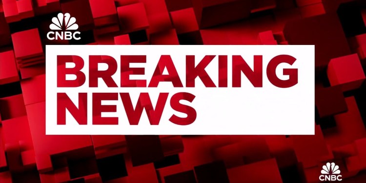 Pres. Trump says he will decide on oil tariffs for Canada and Mexico tonight Pres. Trump says he will decide on oil tariffs for Canada and Mexico tonight