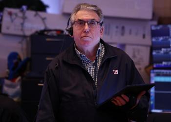 rewrite this title and make it good for SEOStock market today: Nasdaq futures slide, S&P 500 backs off from record as techs lose steam rewrite this title and make it good for SEOStock market today: Nasdaq futures slide, S&P 500 backs off from record as techs lose steam