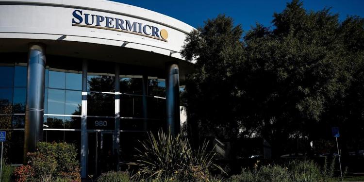 rewrite this title and make it good for SEOSuper Micro Computer Taps Evercore to Raise Capital rewrite this title and make it good for SEOSuper Micro Computer Taps Evercore to Raise Capital