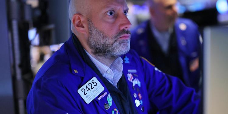 rewrite this title and make it good for SEOStock market today: Dow, S&P 500, Nasdaq wobble, oil prices rise as Wall Street weighs Iran’s next move rewrite this title and make it good for SEOStock market today: Dow, S&P 500, Nasdaq wobble, oil prices rise as Wall Street weighs Iran’s next move