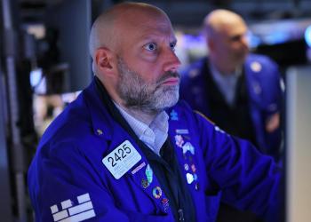 rewrite this title and make it good for SEOStock market today: Dow, S&P 500, Nasdaq wobble, oil prices rise as Wall Street weighs Iran’s next move rewrite this title and make it good for SEOStock market today: Dow, S&P 500, Nasdaq wobble, oil prices rise as Wall Street weighs Iran’s next move