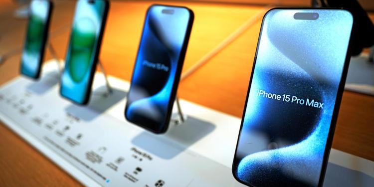 Apple facing allegations of underreporting suspected child sexual abuse material on its platforms Apple facing allegations of underreporting suspected child sexual abuse material on its platforms