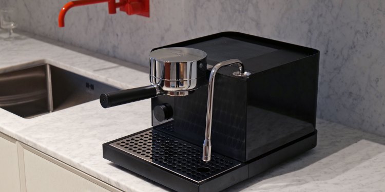 rewrite this title The Espresso Series 1 is the new crown jewel in Fellow's coffee gadget lineup rewrite this title The Espresso Series 1 is the new crown jewel in Fellow's coffee gadget lineup