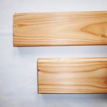 Lärche / Douglasie Pferdestallbohlen, 32 x 135 mm, allseitig gehobelt, 10 mm Nut gefast und gekappt, mit Nut und Feder, auf Wunschlänge gekappt, Deckmaßberechnung, Längen auf Anfrage Lärche / Douglasie Pferdestallbohlen, 32 x 135 mm, allseitig gehobelt, 10 mm Nut gefast und gekappt, mit Nut und Feder, auf Wunschlänge gekappt, Deckmaßberechnung, Längen auf Anfrage