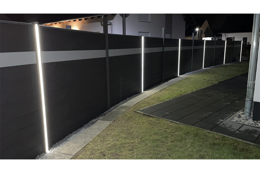 LED Pfostenleiste für Universal WPC Pfosten (Alu) Lichtfarbe "warmweiss" LED Pfostenleiste für Universal WPC Pfosten (Alu) Lichtfarbe "warmweiss"