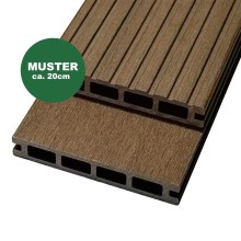 Handmuster WPC Terrassendiele, 20 x 120 mm, Farbe braun (WoodoRhodos) Handmuster WPC Terrassendiele, 20 x 120 mm, Farbe braun (WoodoRhodos)