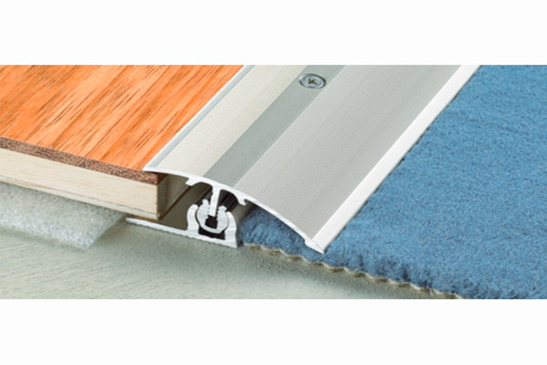 Provario universal Anpassungsprofil, mit Kugelgelenk, 7 - 18 mm Provario universal Anpassungsprofil, mit Kugelgelenk, 7 - 18 mm