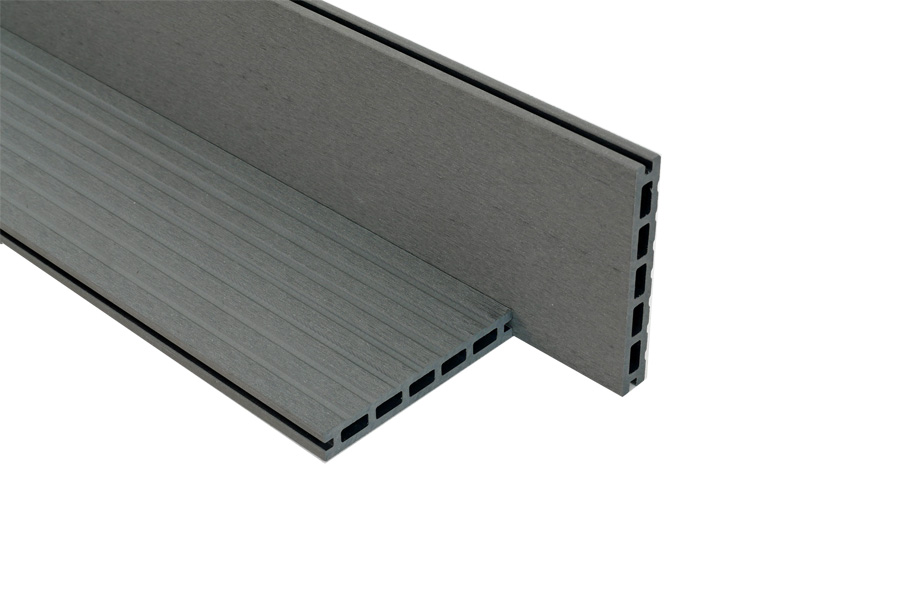 WPC / BPC Hohlkammerdiele WoodoFes, 20 (Stärke) x 145 mm (Breite), stabiles 5-Kammer-System, einseitig glatt gebürstet / einseitig genutet, grau, 2. Wahl / Restposten, Längen und Mengen nach Absprache WPC / BPC Hohlkammerdiele WoodoFes, 20 (Stärke) x 145 mm (Breite), stabiles 5-Kammer-System, einseitig glatt gebürstet / einseitig genutet, grau, 2. Wahl / Restposten, Längen und Mengen nach Absprache