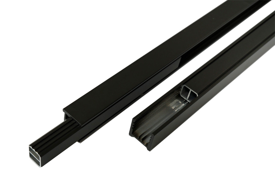 Universal U-Profil für WPC Zäune, anthrazit, geeignet für Füllelemente bis 20 mm 27 x 27 mm, Schienenlänge: 200 cm mit 20 cm Abstandshalter Universal U-Profil für WPC Zäune, anthrazit, geeignet für Füllelemente bis 20 mm 27 x 27 mm, Schienenlänge: 200 cm mit 20 cm Abstandshalter