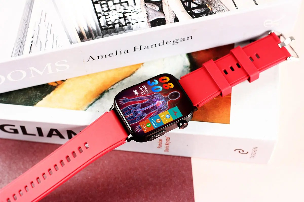 Kardena® CARE Pro 3 Gesundheitsuhr mit SOS- & Pflegefunktion Kardena® CARE Pro 3 Gesundheitsuhr mit SOS- & Pflegefunktion