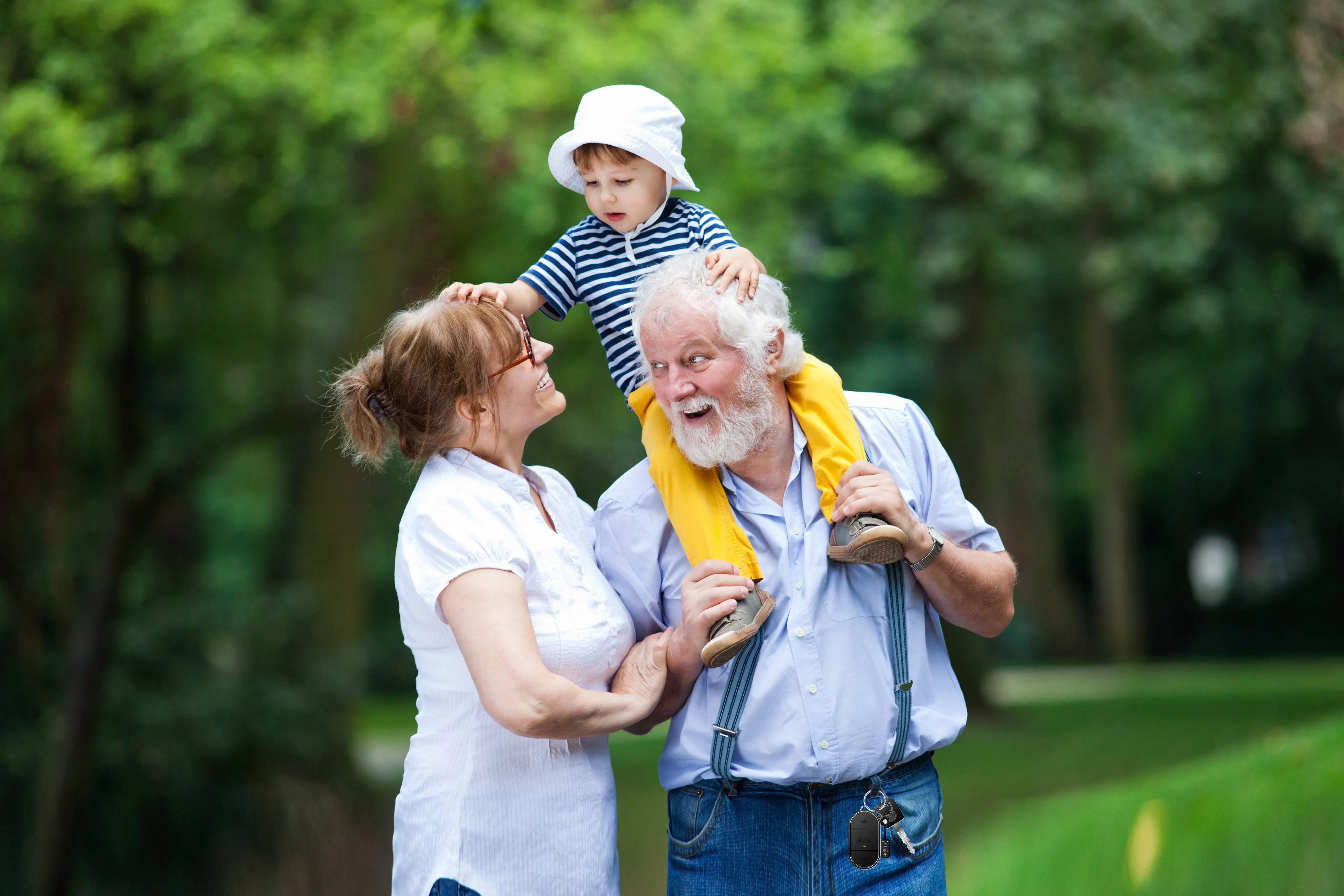 Kardena® SOS Compact – GPS-Notrufanhänger für Senioren – Bild 5
