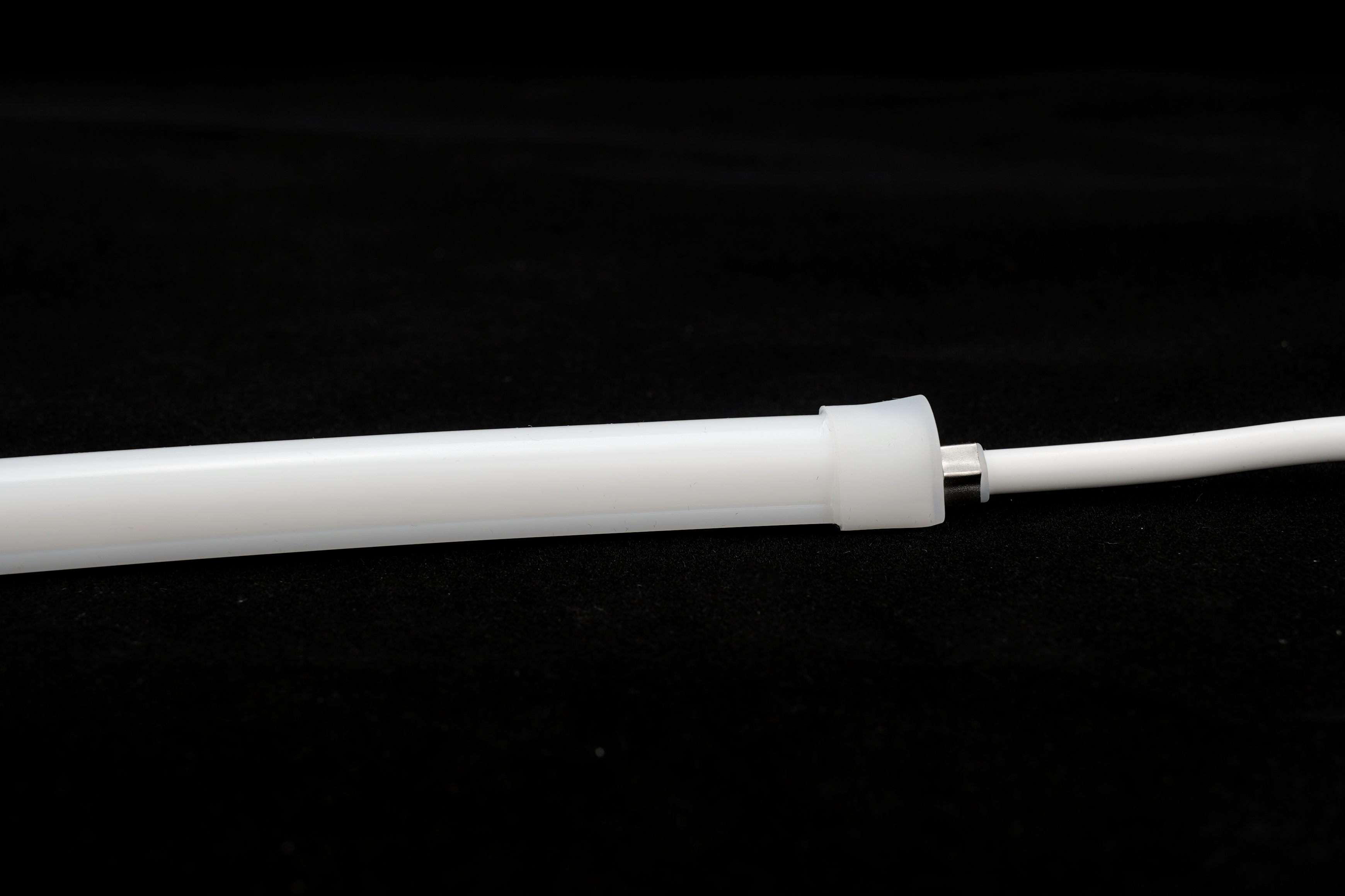 LED NEON TUBE 13×13 mm Silikon Schlauch – 5 m Rolle - 12 W – 24 V – IP67 – CRI>93 - Schneidmaß 50mm – Bild 4