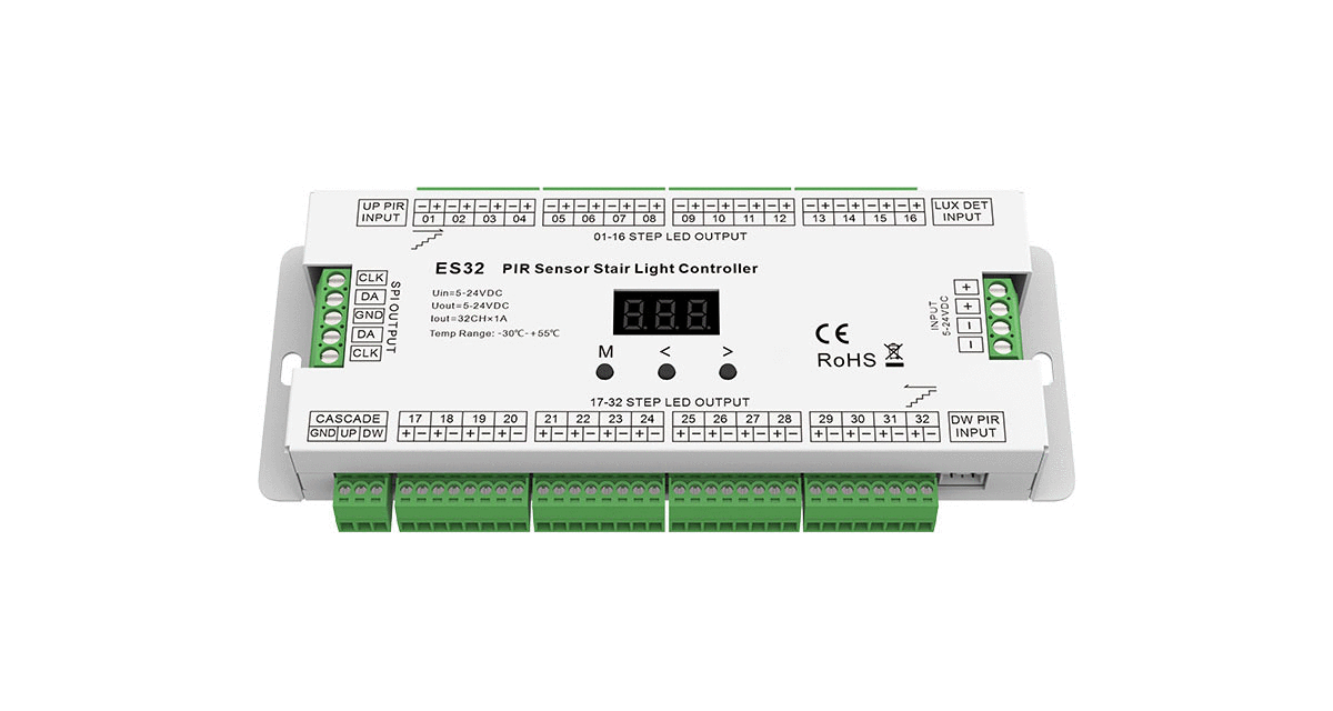 ES32 Treppenbeleuchtungs-Controller mit PIR-Sensor – 32-Kanal LED-Steuerung ES32 Treppenbeleuchtungs-Controller mit PIR-Sensor – 32-Kanal LED-Steuerung
