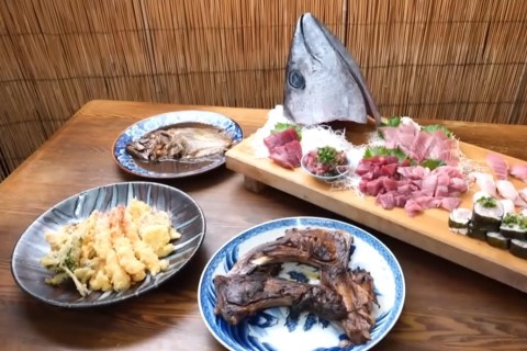 The One about restaurants who give big portions to their patrons The One about restaurants who give big portions to their patrons