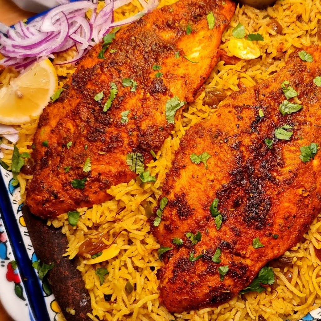 Fish And Chicken BBQ With Biryani Rice - Grilled Fish - Chicken And Fish Bar B Q With Biryani Rice Fish And Chicken BBQ With Biryani Rice - Grilled Fish - Chicken And Fish Bar B Q With Biryani Rice