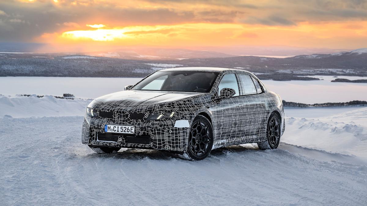 El prototipo i3 de BMW conquista el hielo con potencia y tecnología El prototipo i3 de BMW conquista el hielo con potencia y tecnología