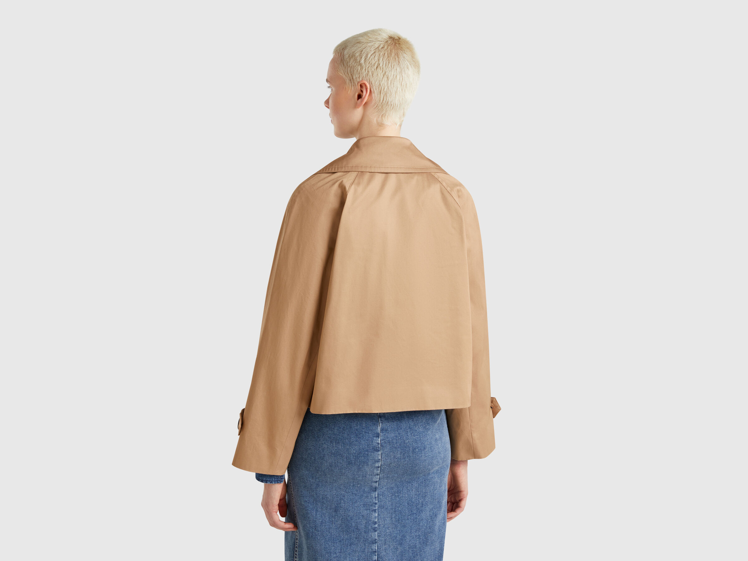 Trench court à double boutonnage – Image 2