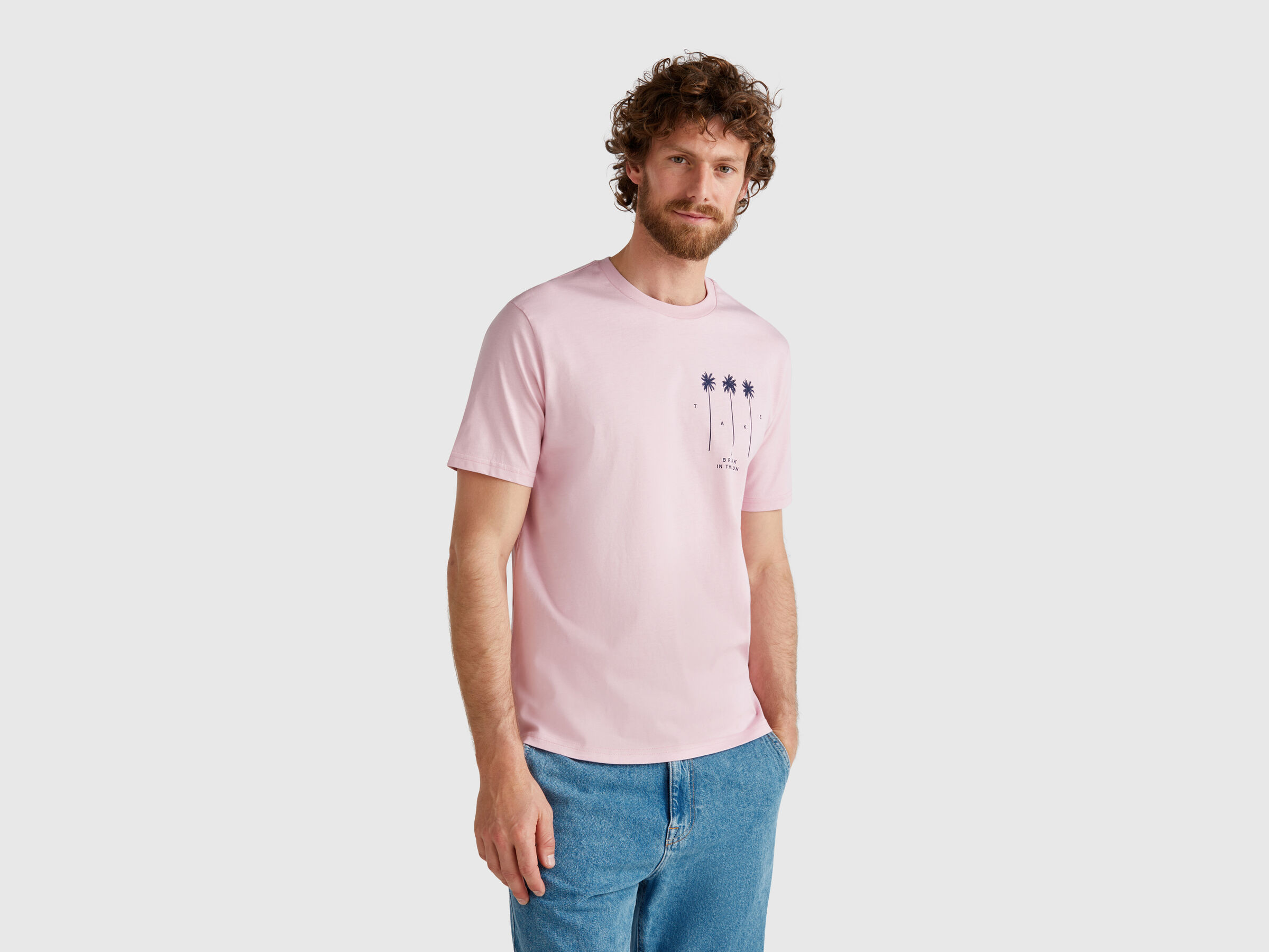 T-shirt rose pastel avec graphismes T-shirt rose pastel avec graphismes