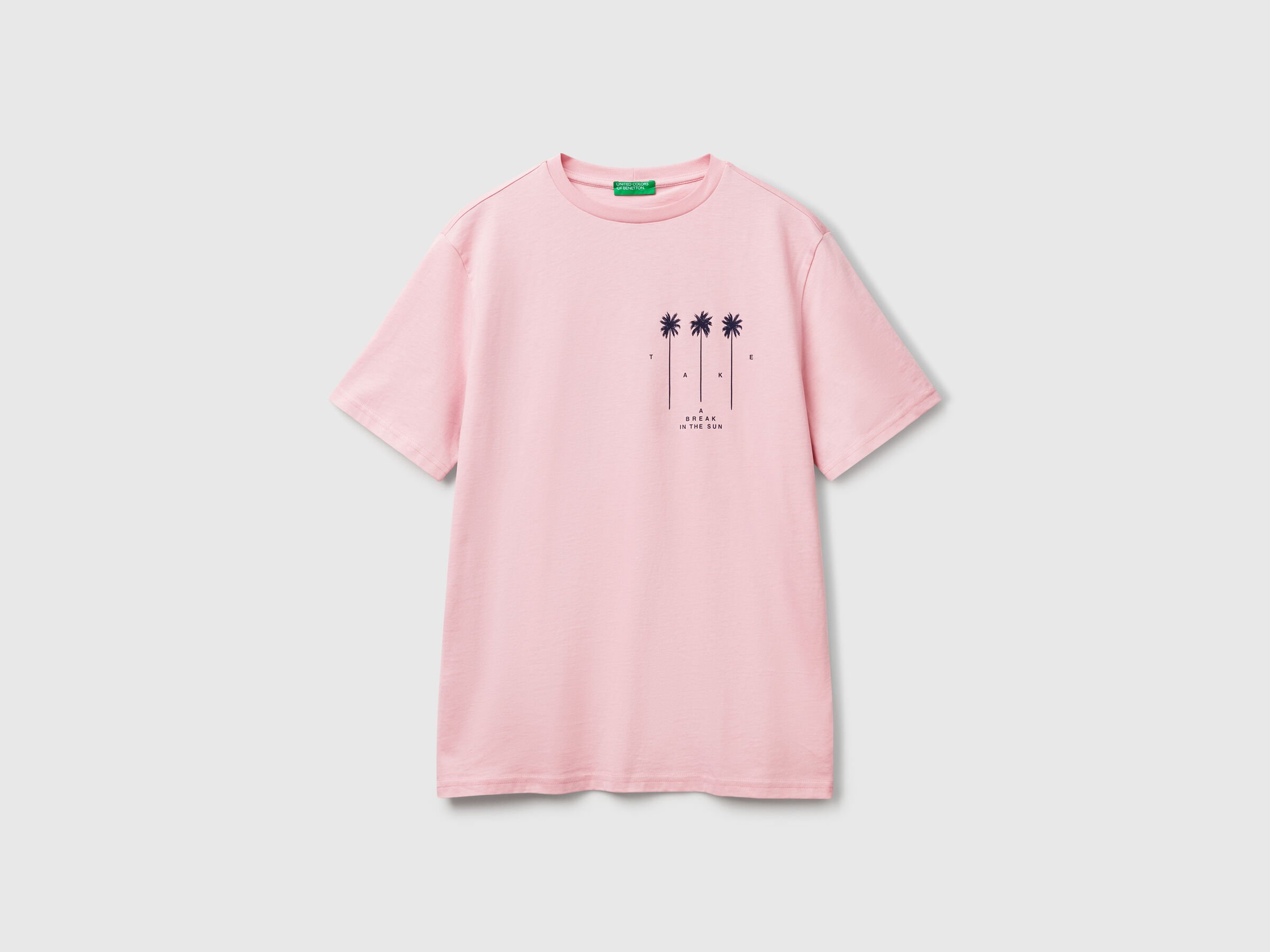 T-shirt rose pastel avec graphismes – Image 3
