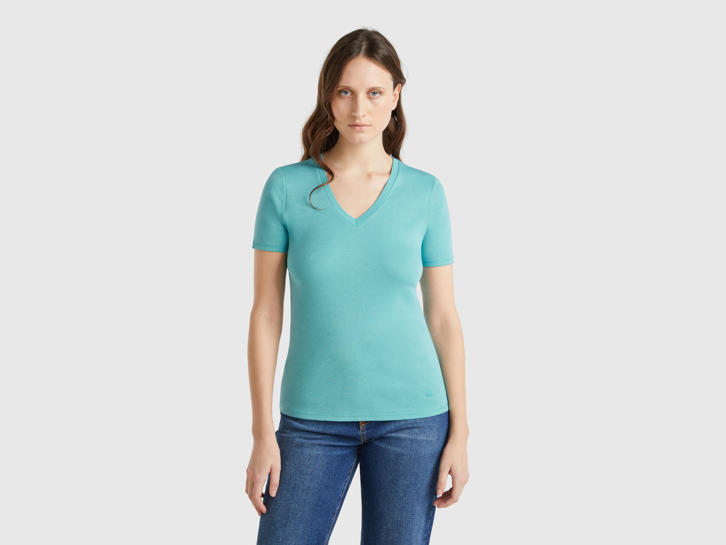 T-shirt vert jade en pur coton à col en V T-shirt vert jade en pur coton à col en V