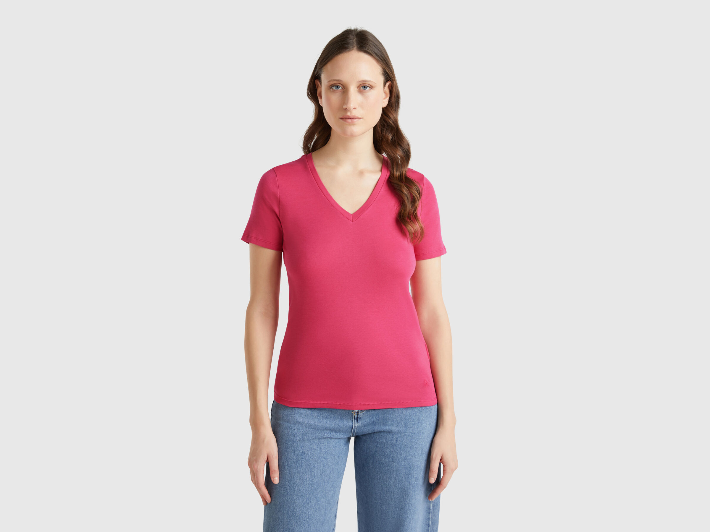 T-shirt magenta en pur coton à col en V T-shirt magenta en pur coton à col en V