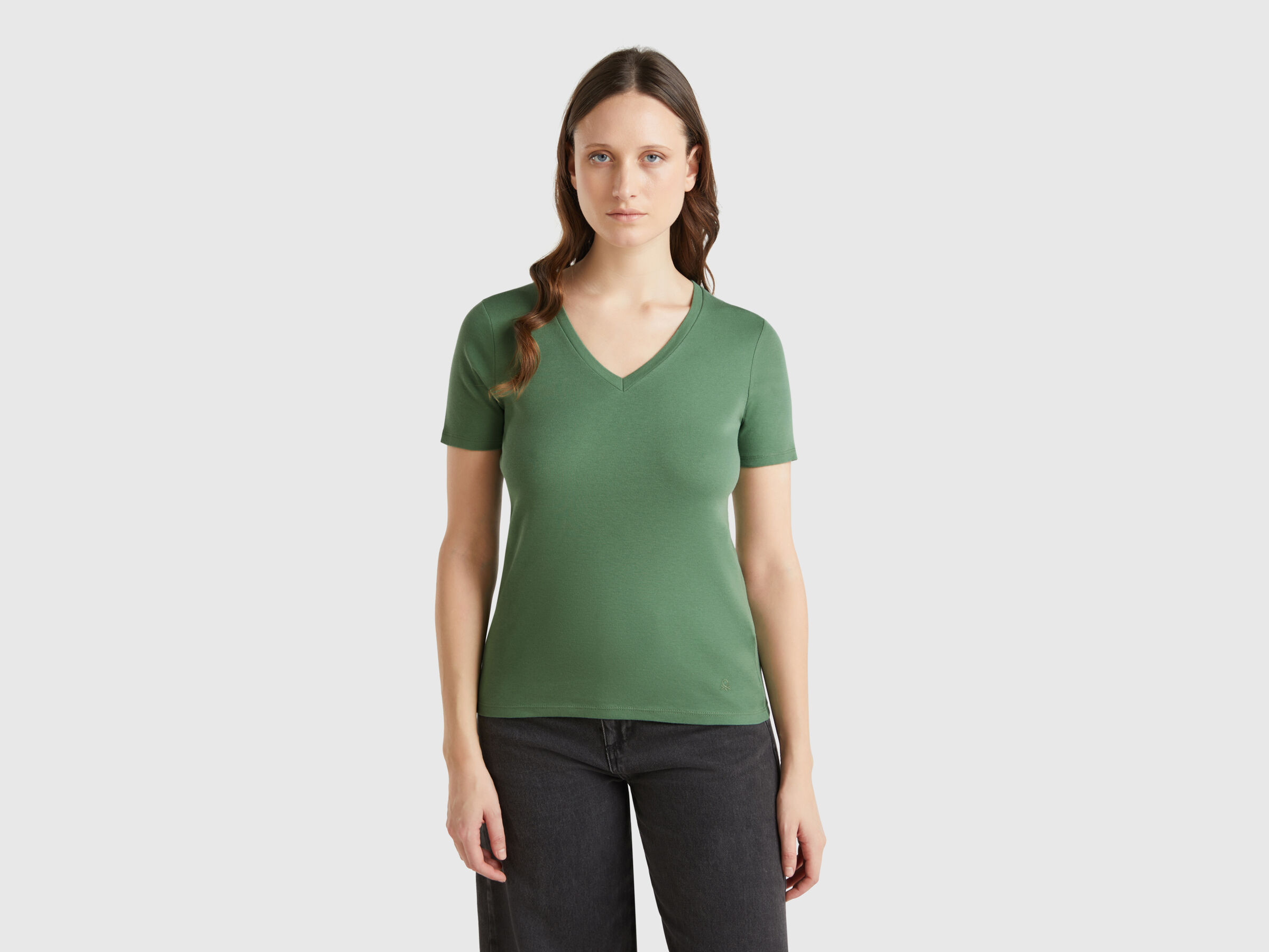 T-shirt vert forêt en pur coton à col en V T-shirt vert forêt en pur coton à col en V