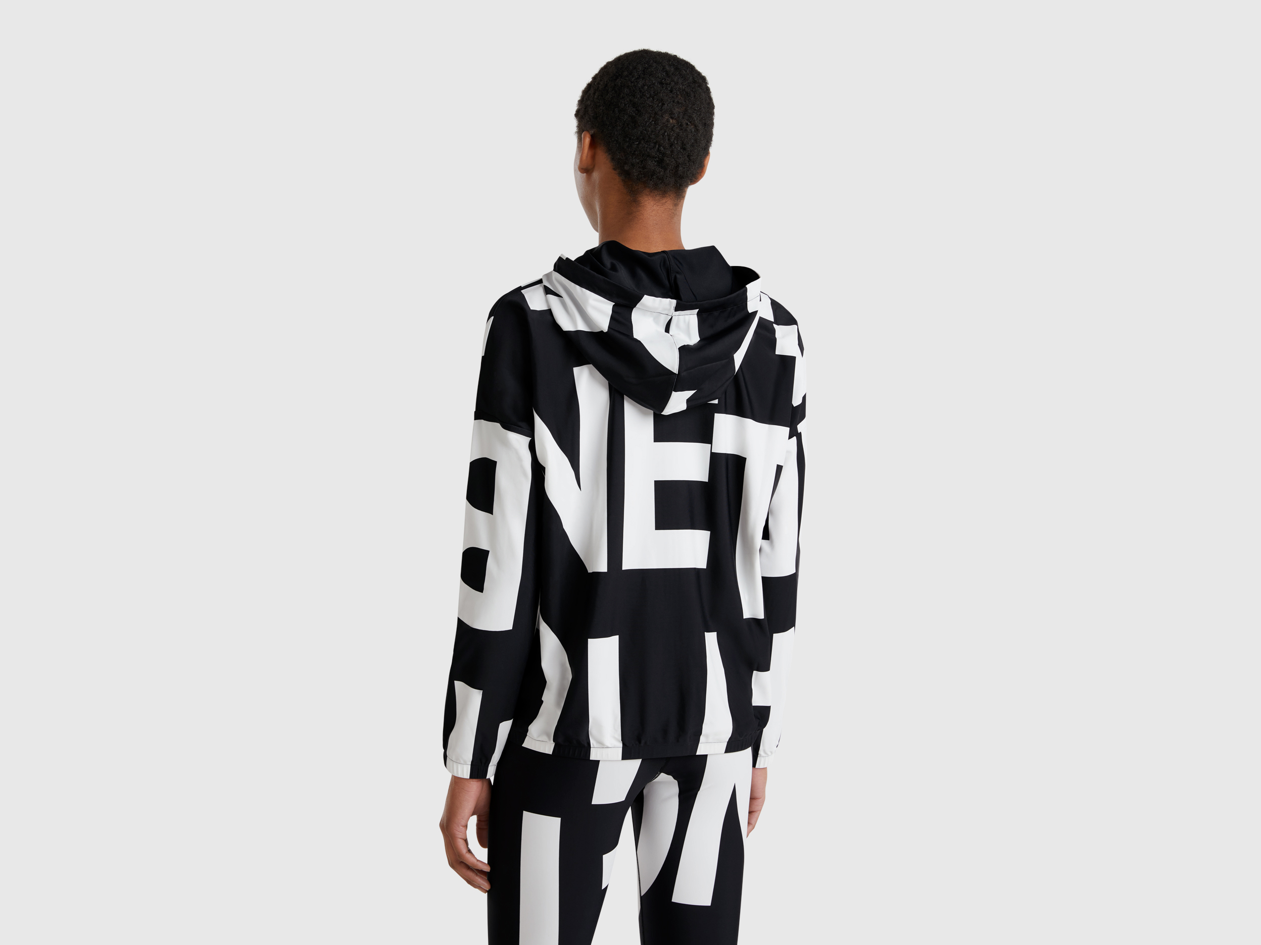 Sweat-shirt de sport avec logo imprimé – Image 2