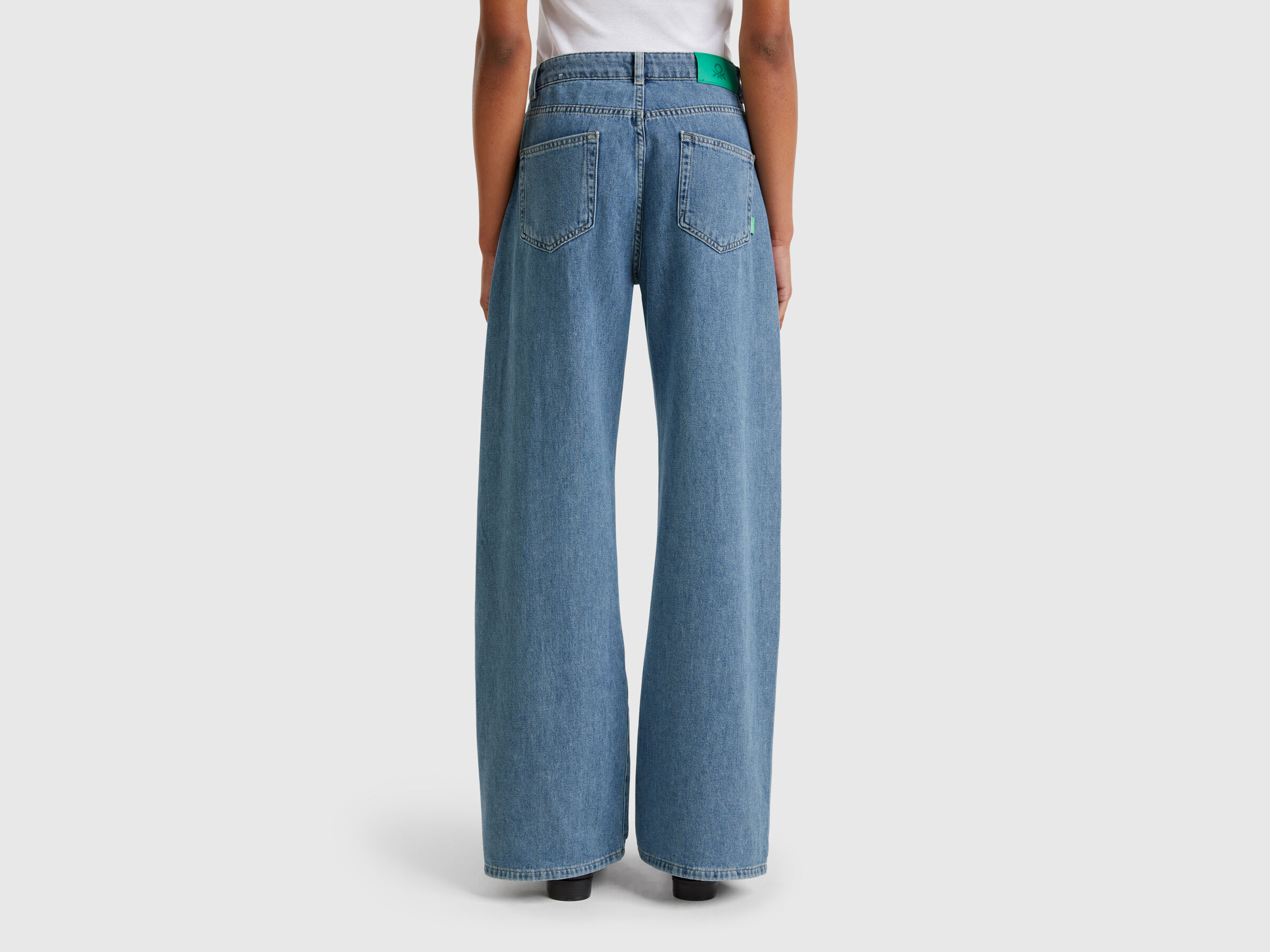 Jean coupe large – Image 2