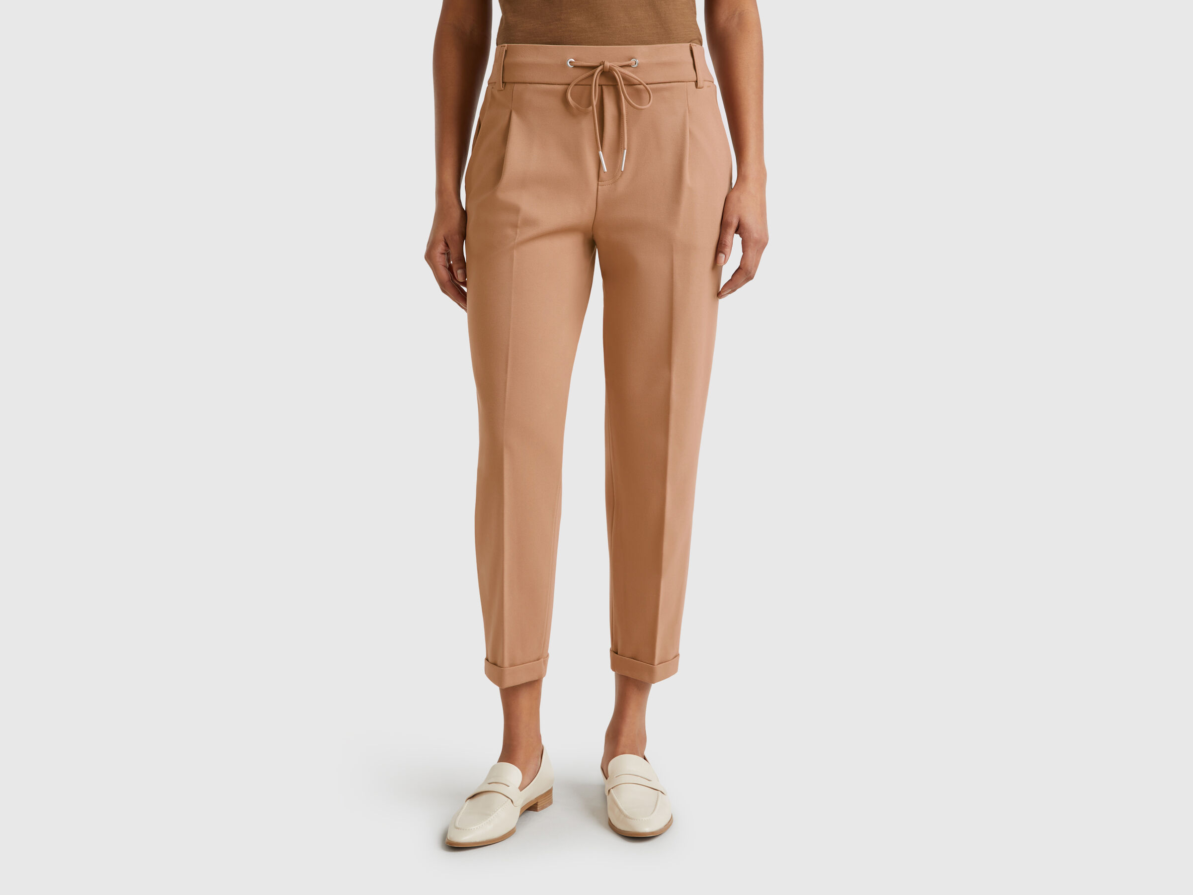 Pantalon uni à cordon de serrage Pantalon uni à cordon de serrage