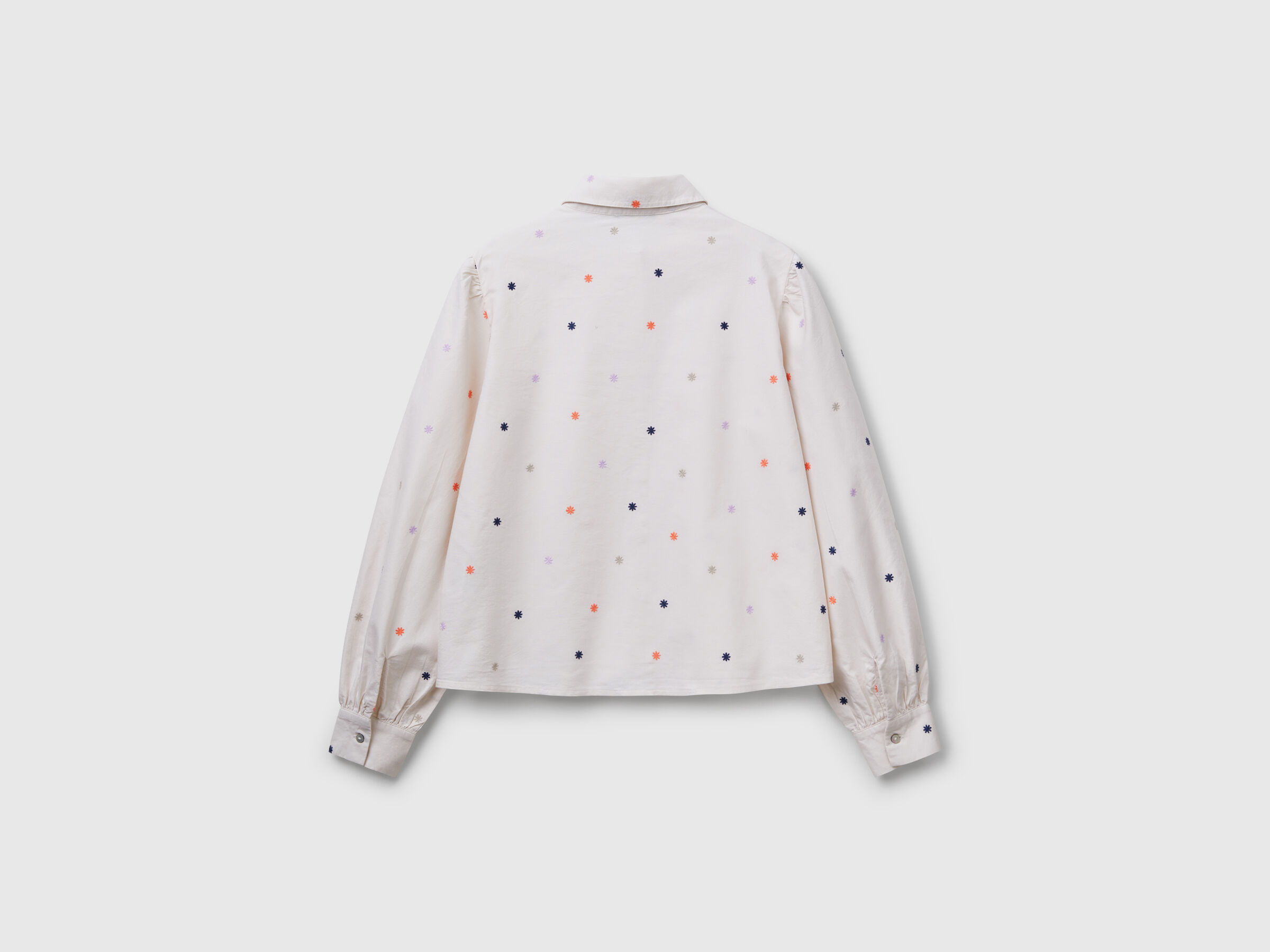 Chemise avec broderie de fleurs – Image 2