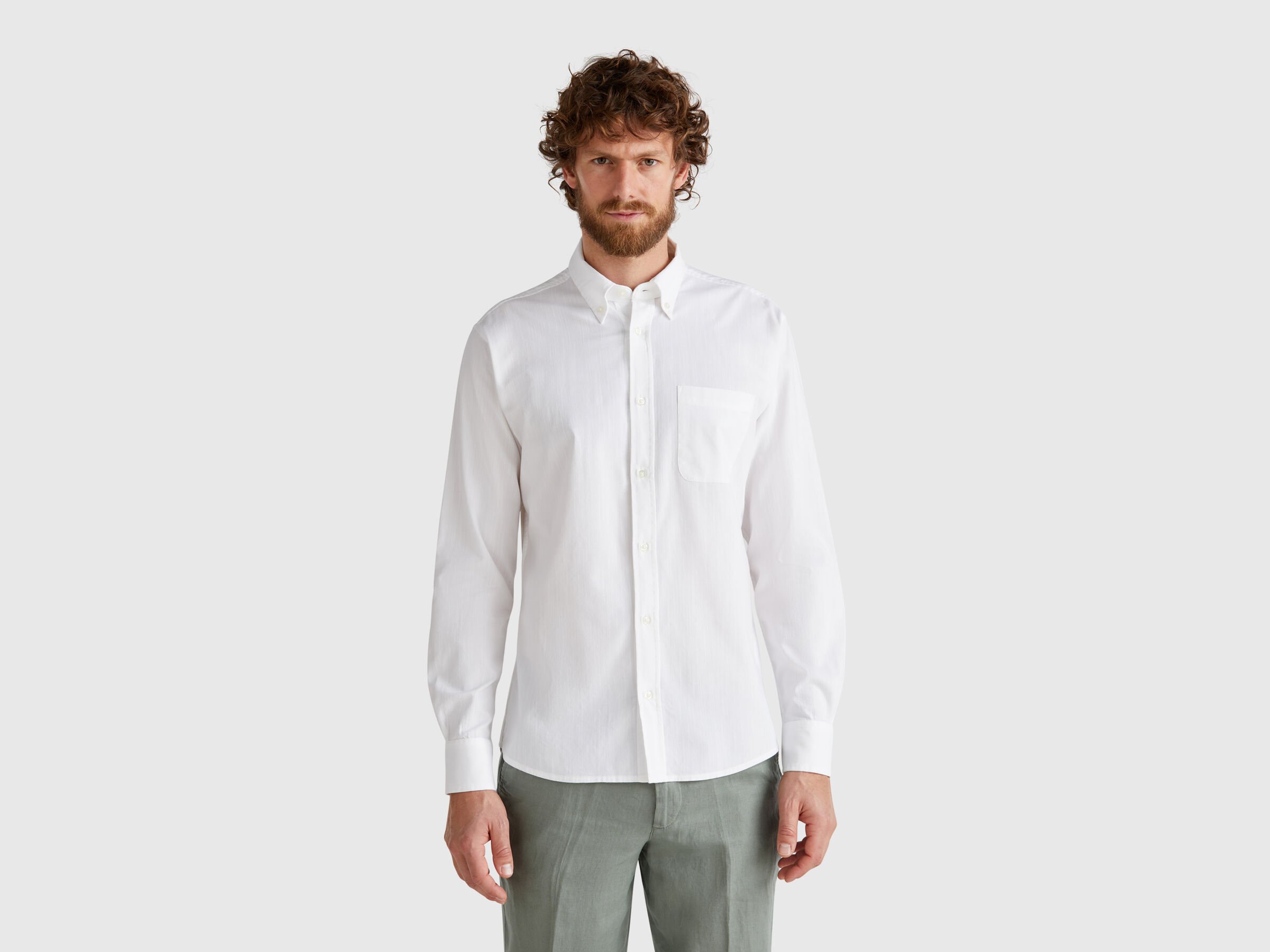 Chemise boutonnée coupe classique Chemise boutonnée coupe classique