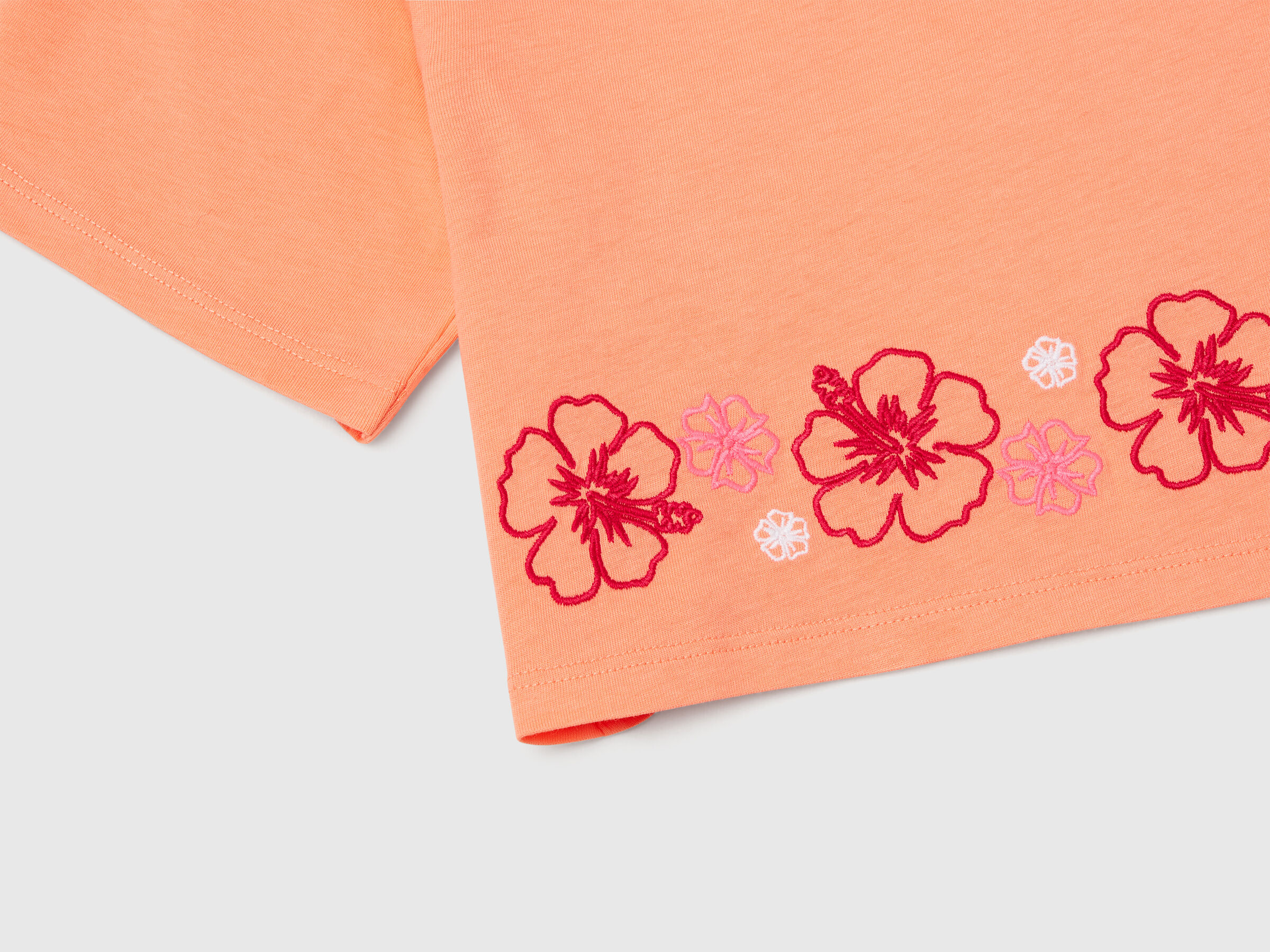 T-shirt orange avec broderie fleurs – Image 3