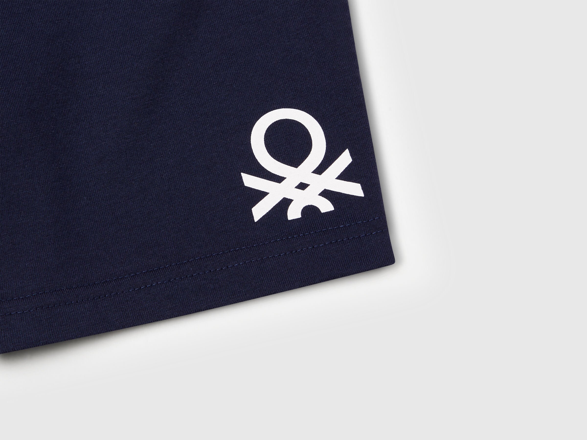 Bermuda coupe classique – Image 3