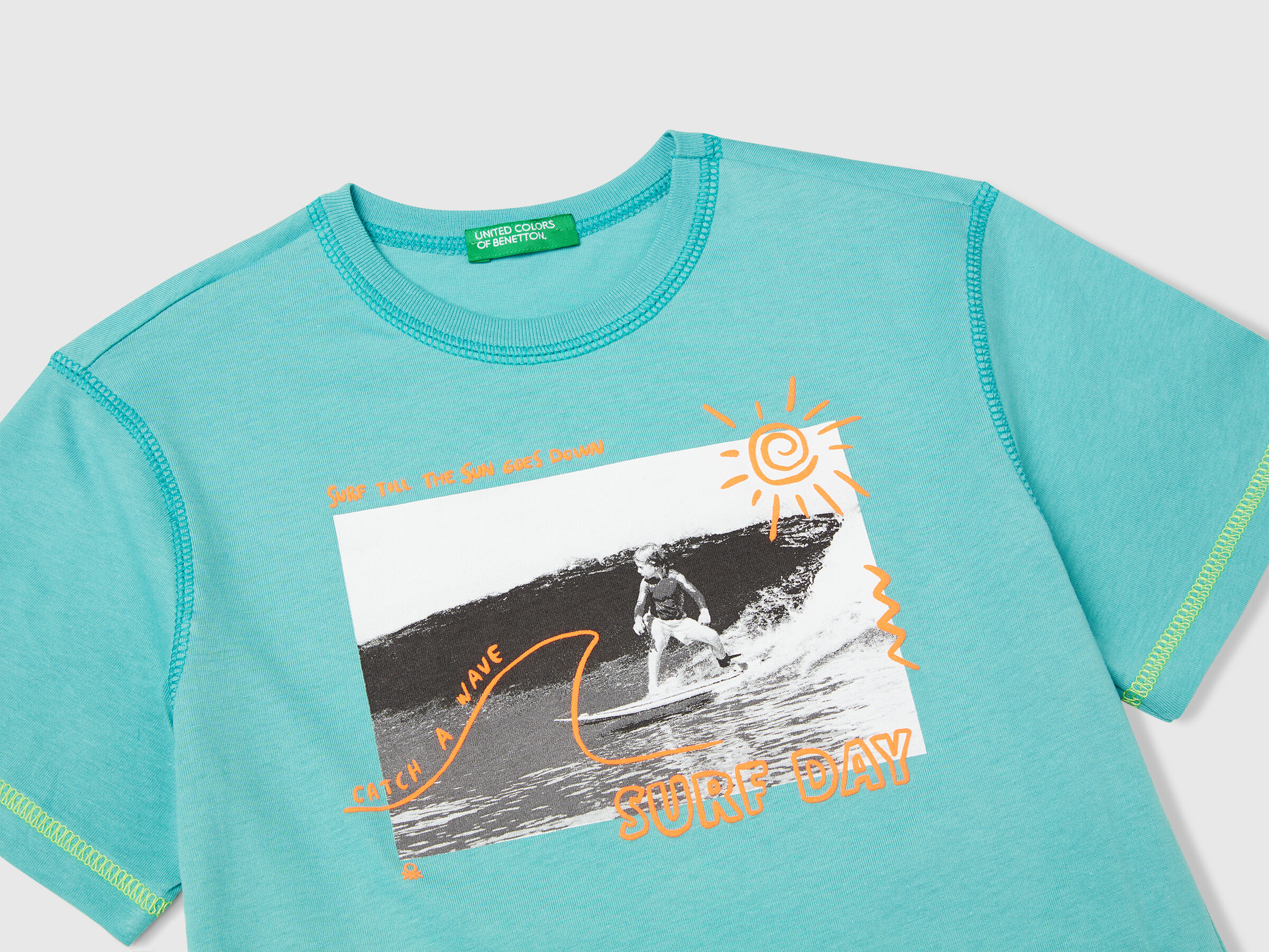 T-shirt à détails fluo – Image 3