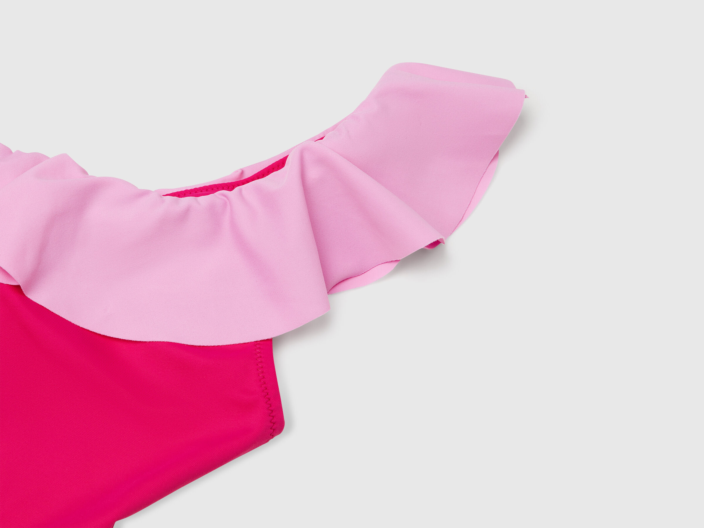 Maillot de bain une pièce à volants – Image 3