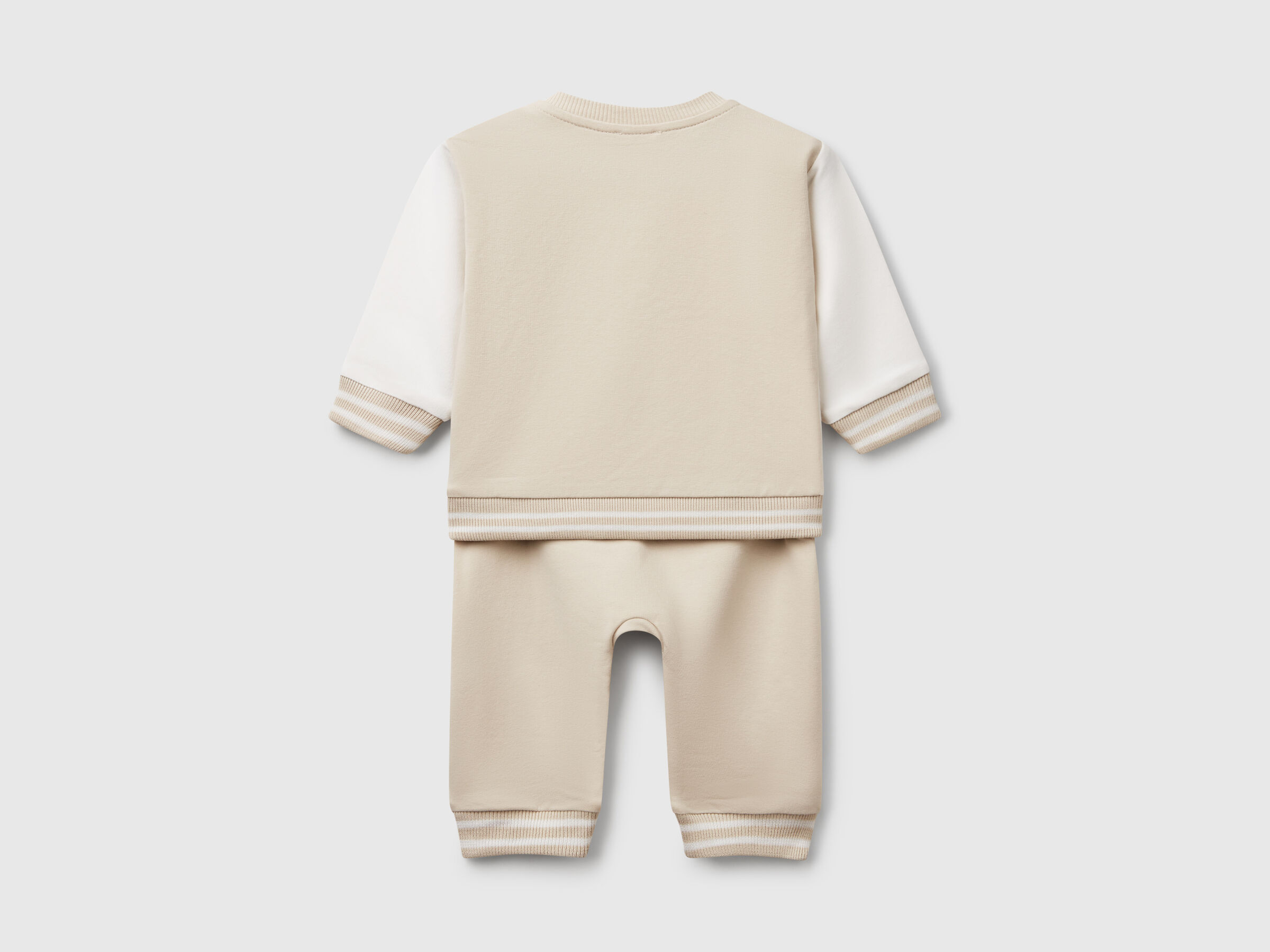 Tenue en polaire légère – Image 2