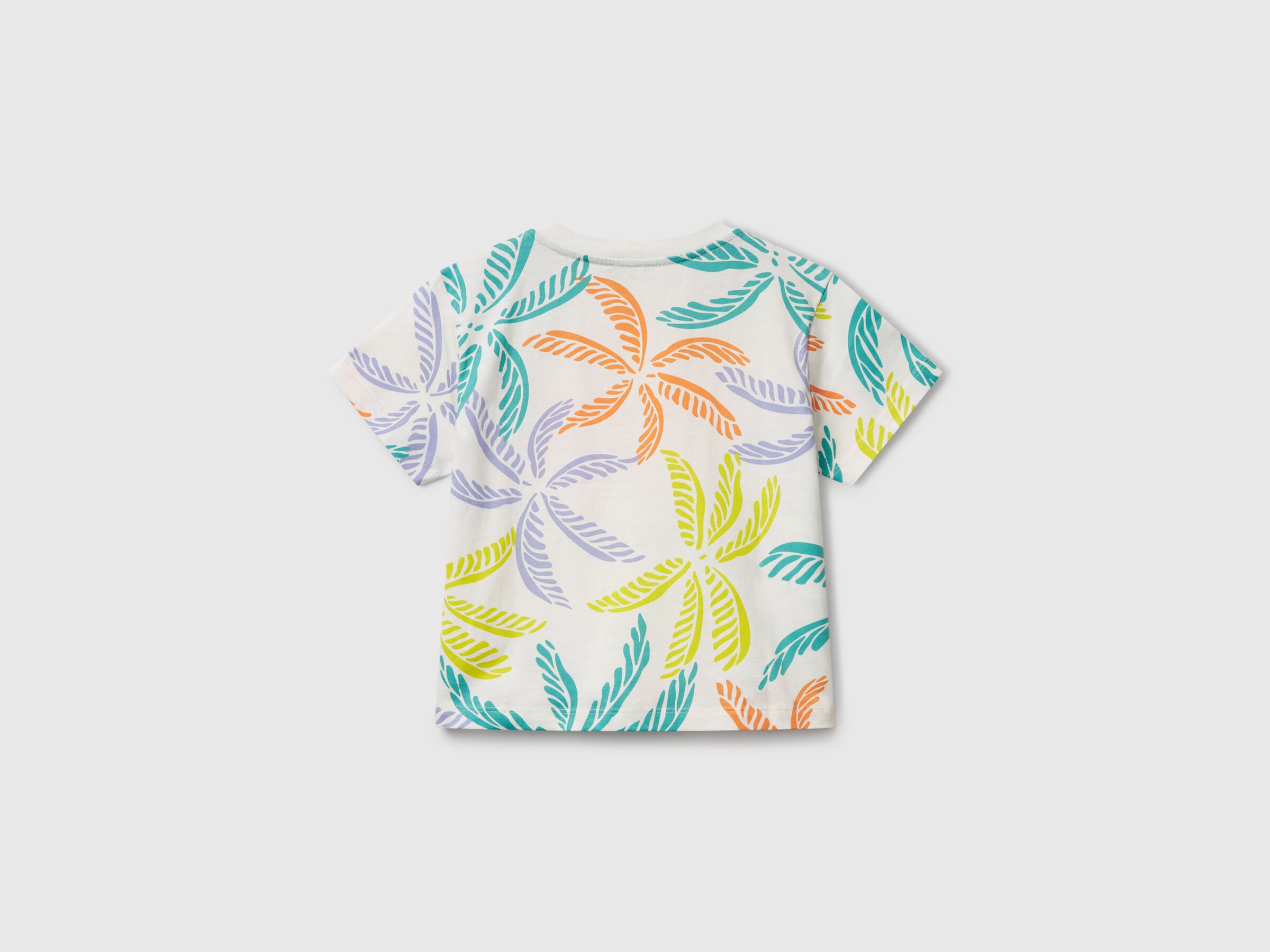 T-shirt blanc à imprimé tropical – Image 2