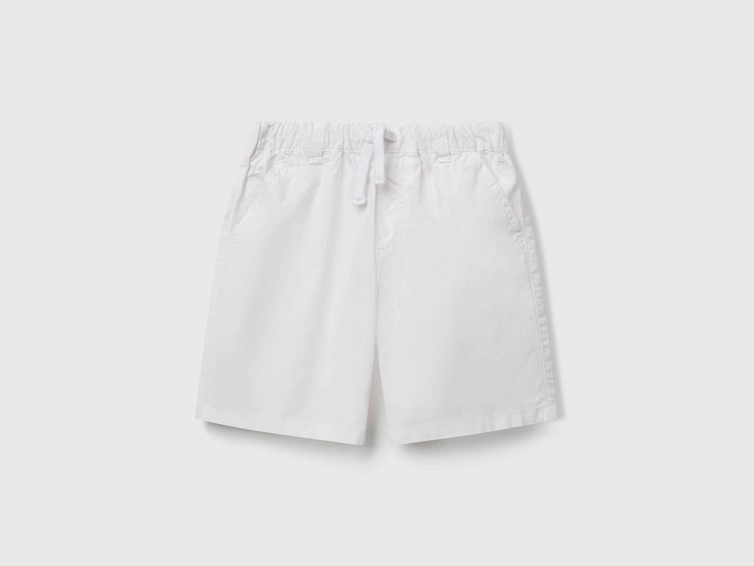 Short 100% coton avec cordon de serrage Short 100% coton avec cordon de serrage