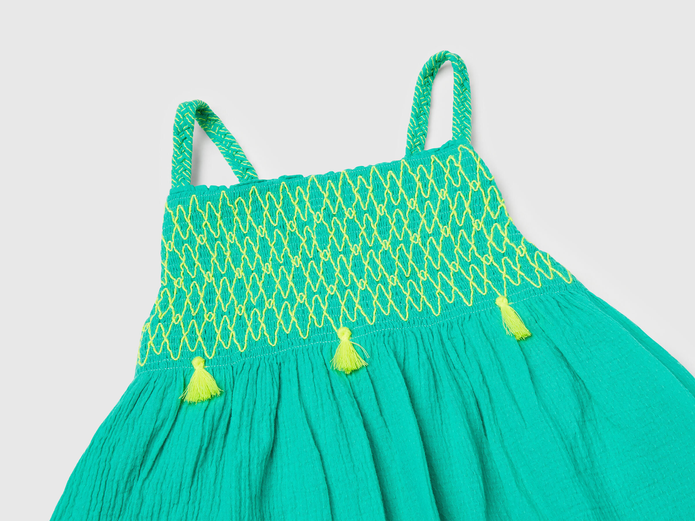 Robe à pompons fluo – Image 3