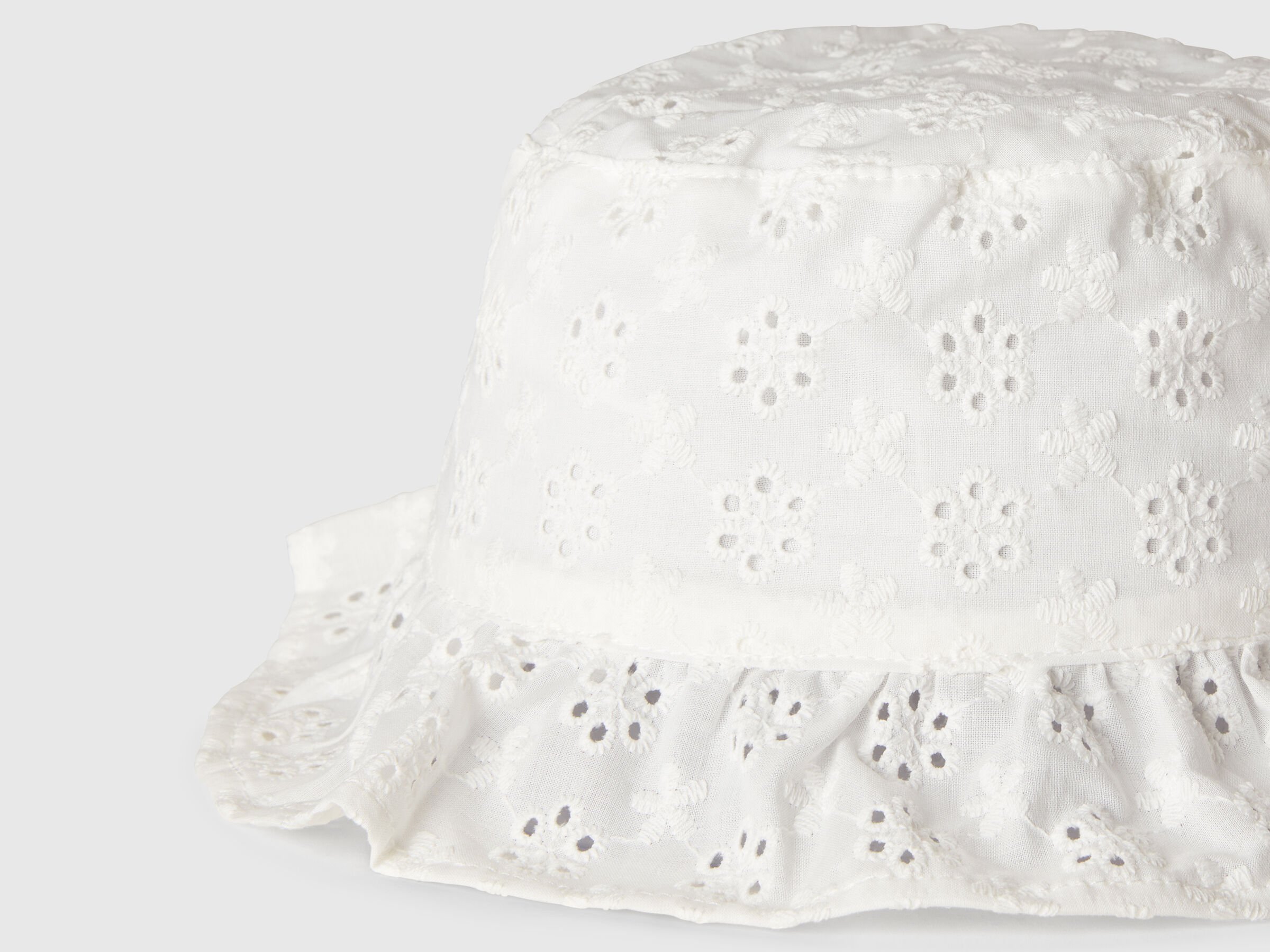 Casquette avec broderie anglaise – Image 3