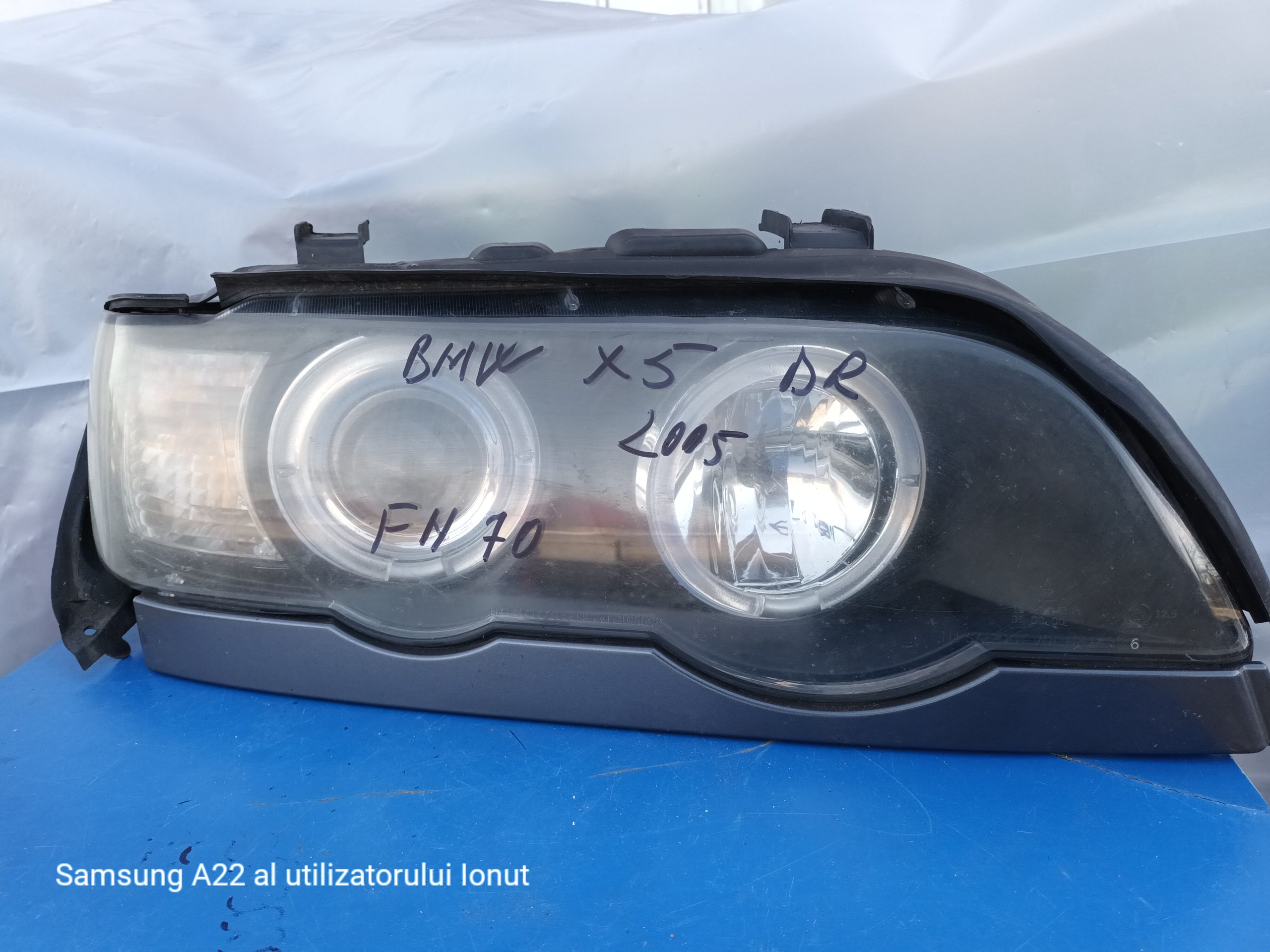 Far BMW X5 lupa – parte montare dreapta