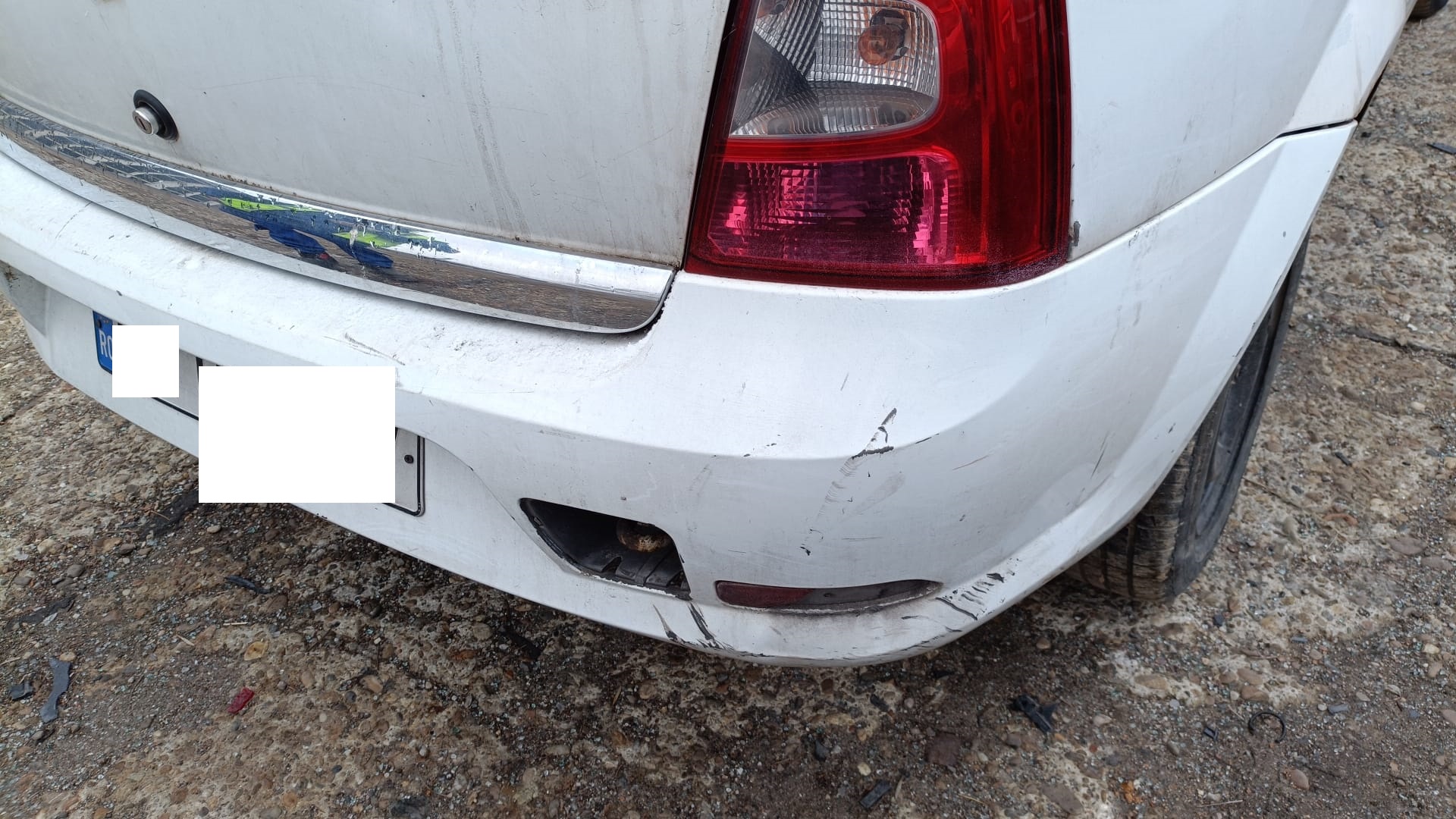 Bara spate Dacia Logan 2008,1.4 benzina