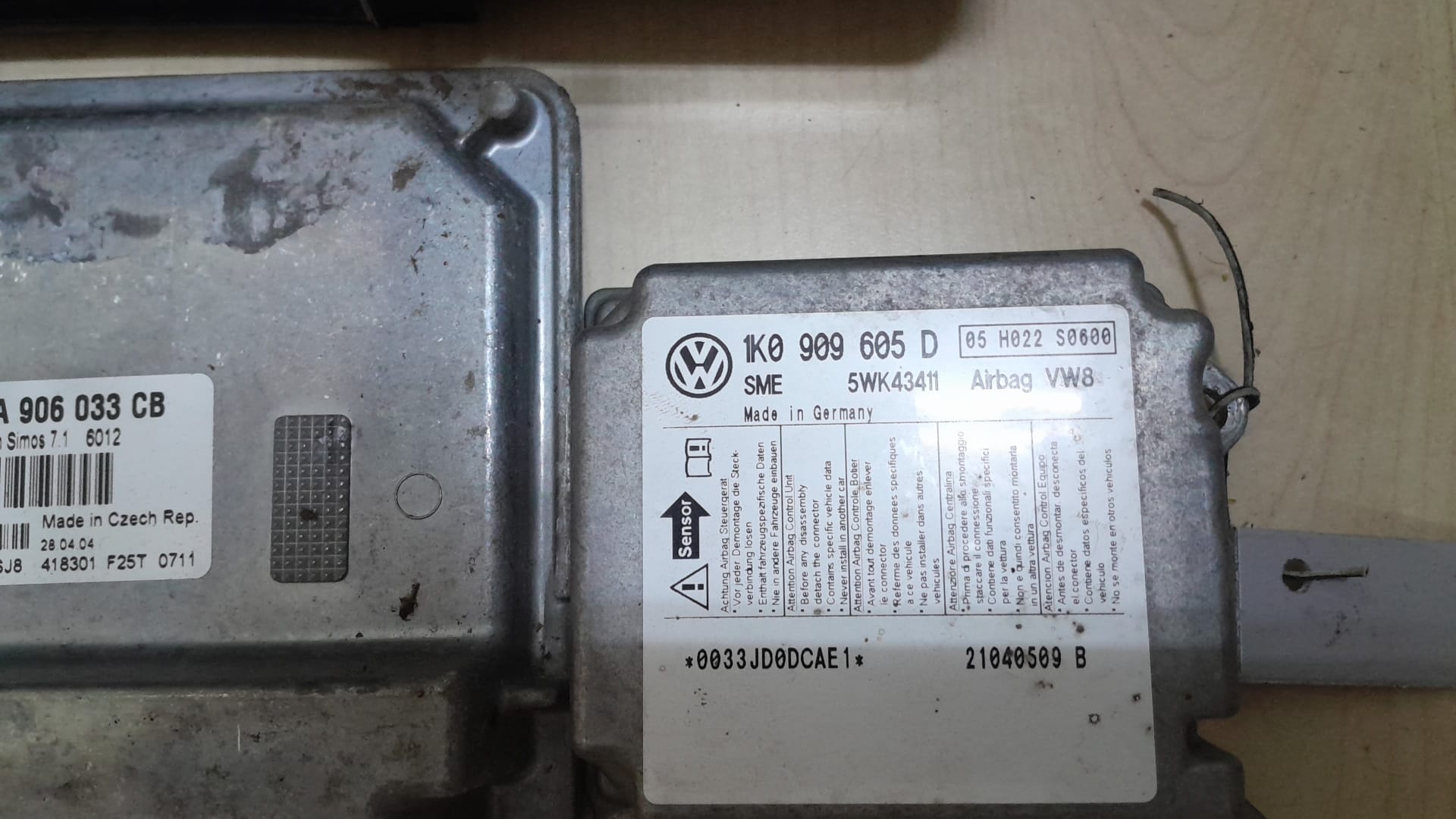 Kit pornire VW Golf 5,an 2005,1.6 benzina,75kw,tip motor BGU.Cod 06A906033 CB