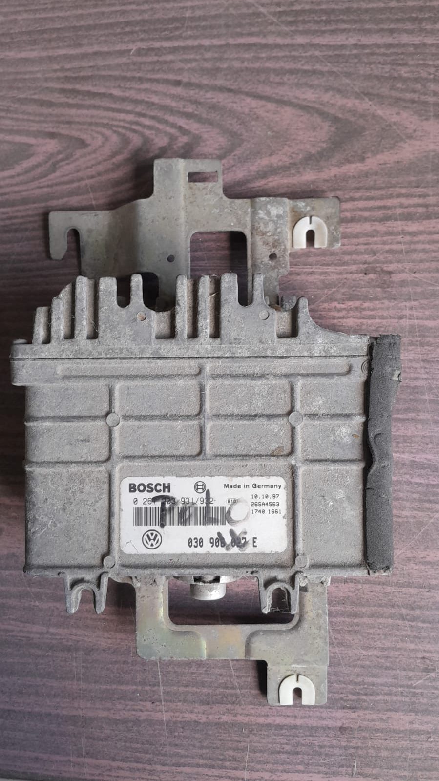 Calculator Motor Ecu Vw Polo (6N1) 1994-1999 50 1.0 Benzina 030906027E, 0261203931/932 Bosch