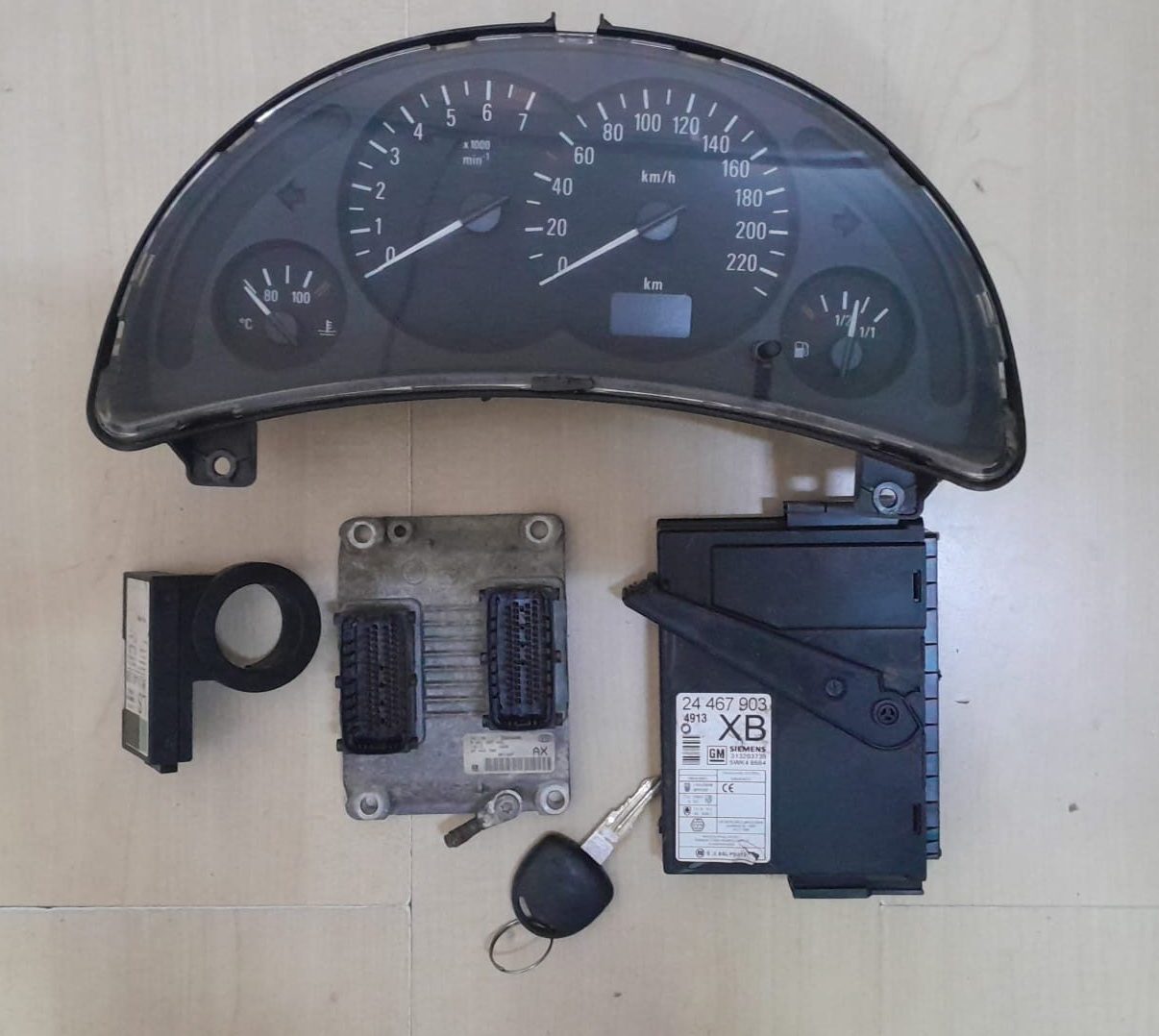 Kit pornire motor Opel Corsa C, 2002,1199CC,55KW,tip motor Z12XE. Cod 0261207423-24467903-2445098-ceas 09166814 FL