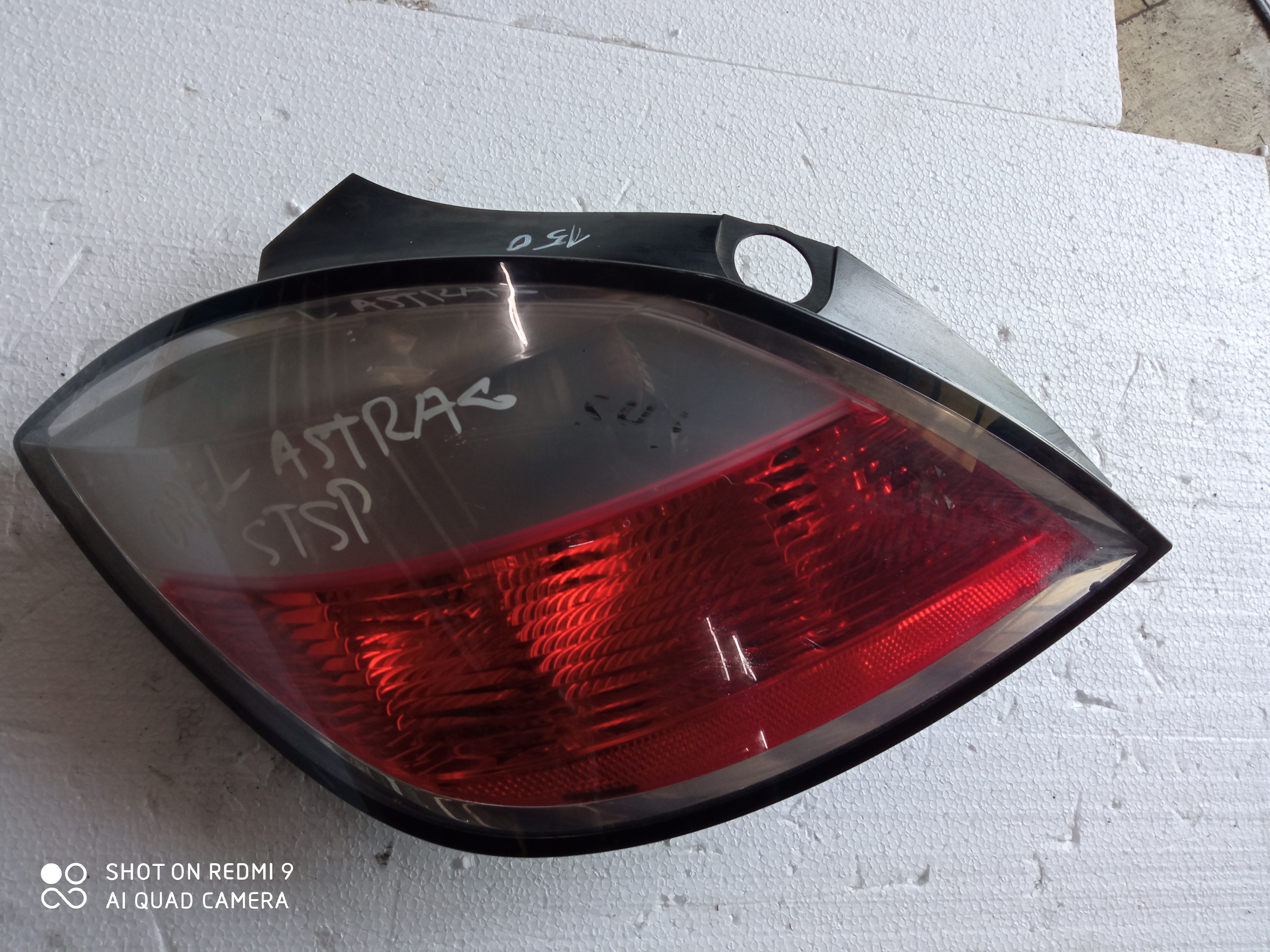 Stop stanga Opel Astra H