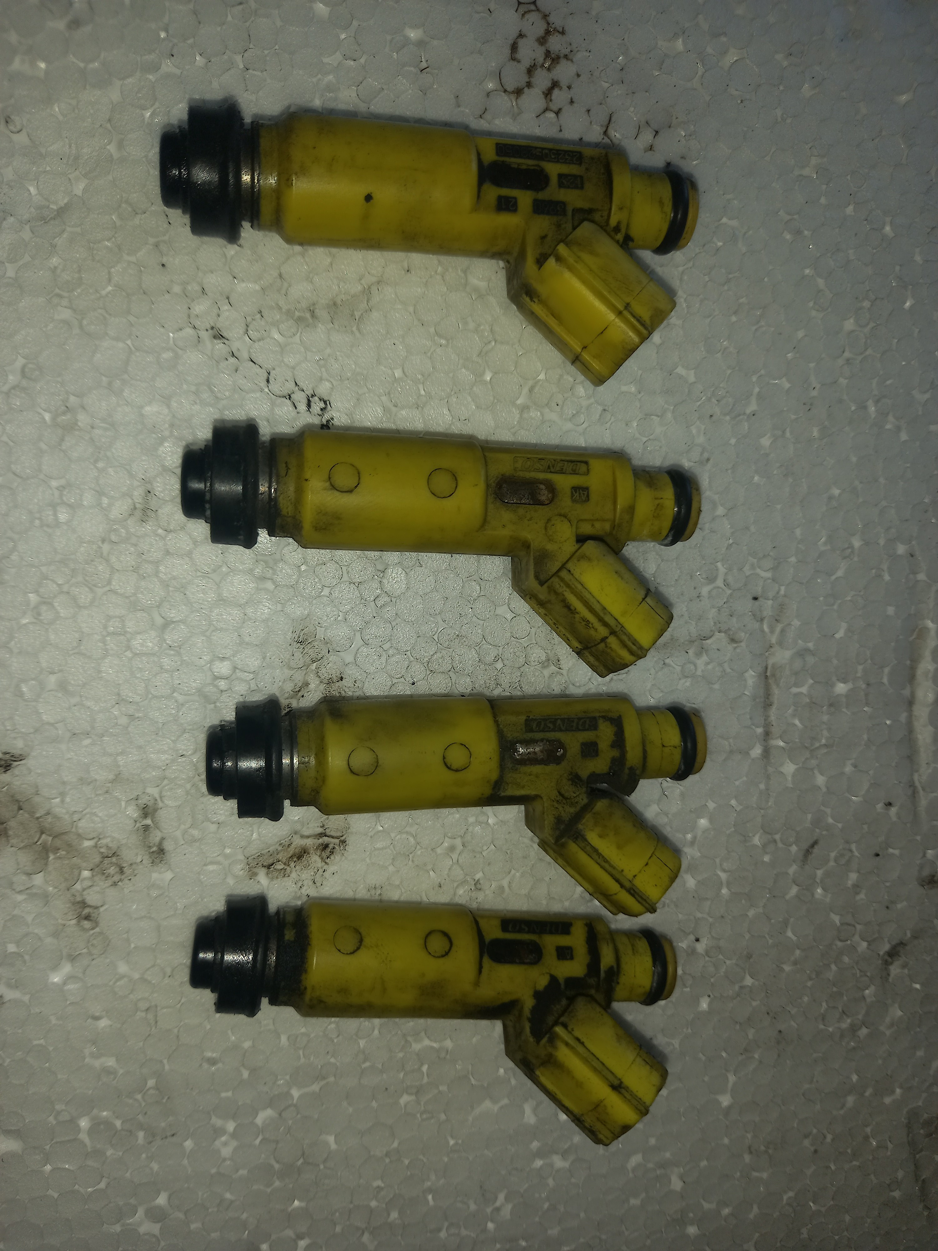 Injectoare Toyota Rav4 2.0B